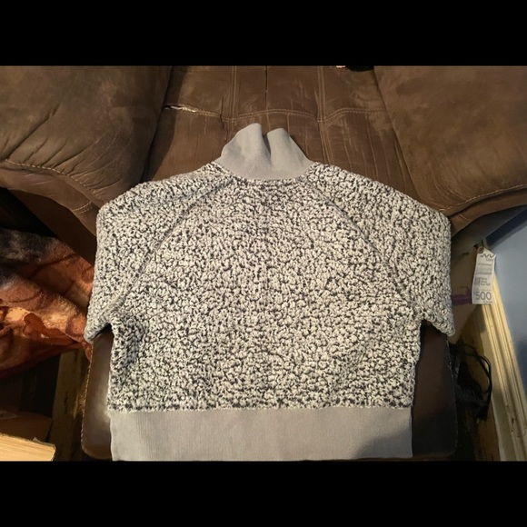 Pink pullover - Picture 2 of 2